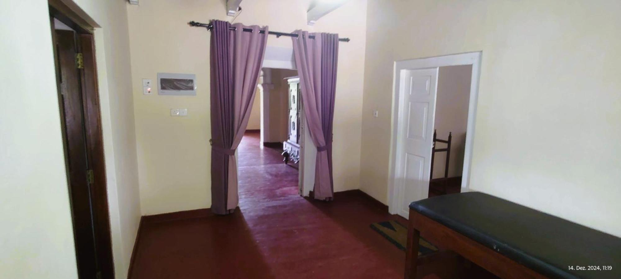 Top Of The Hill Guesthouse Велигама Экстерьер фото