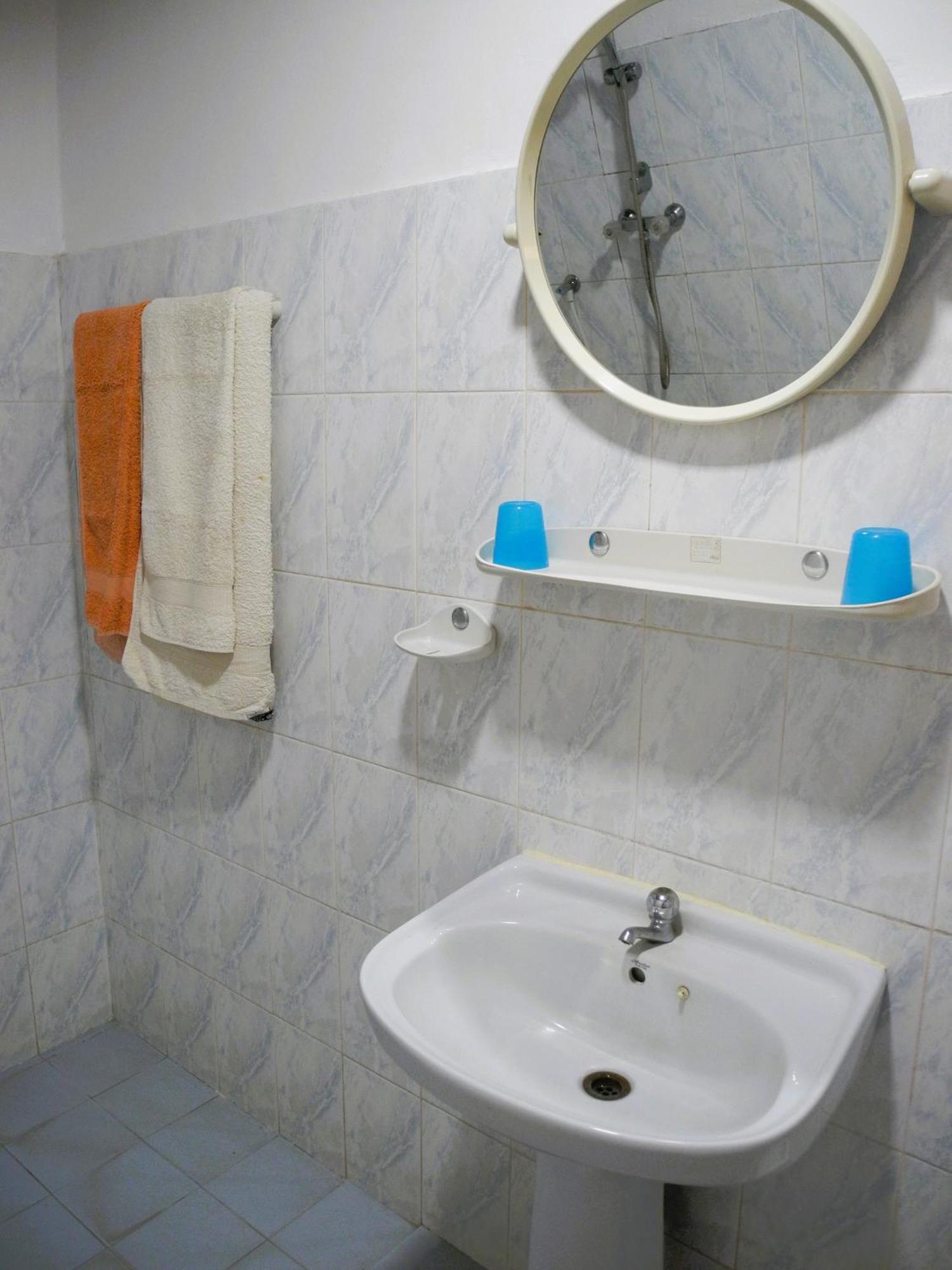 Top Of The Hill Guesthouse Велигама Номер фото